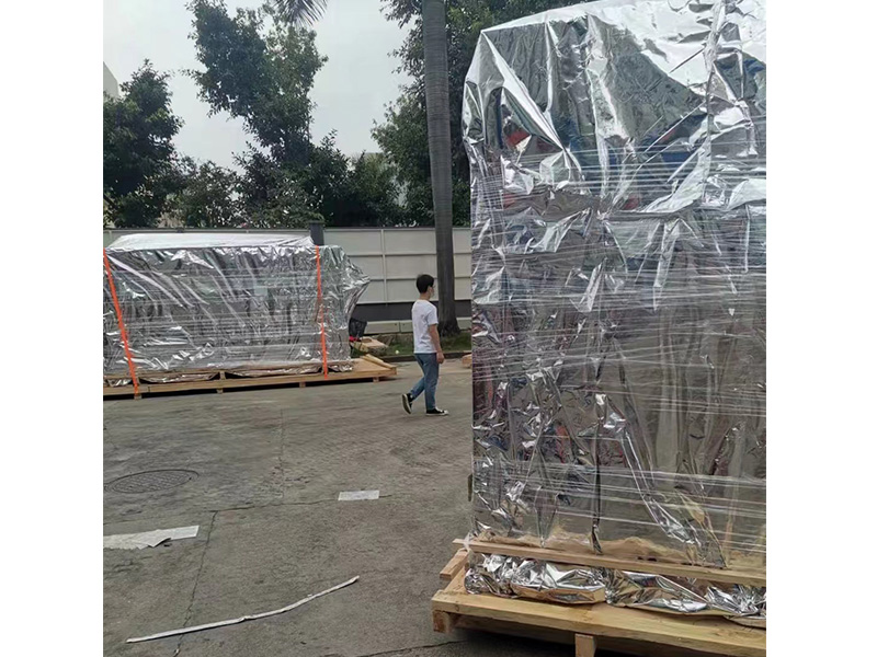 深圳龍(long)崗某智能(néng)自動化設(she)備真空包(bāo)裝