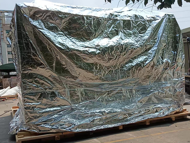 锂電新能源設(shè)備真空包裝